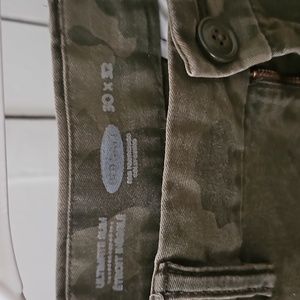 Old Navy Ultimate Slim Camo Pants